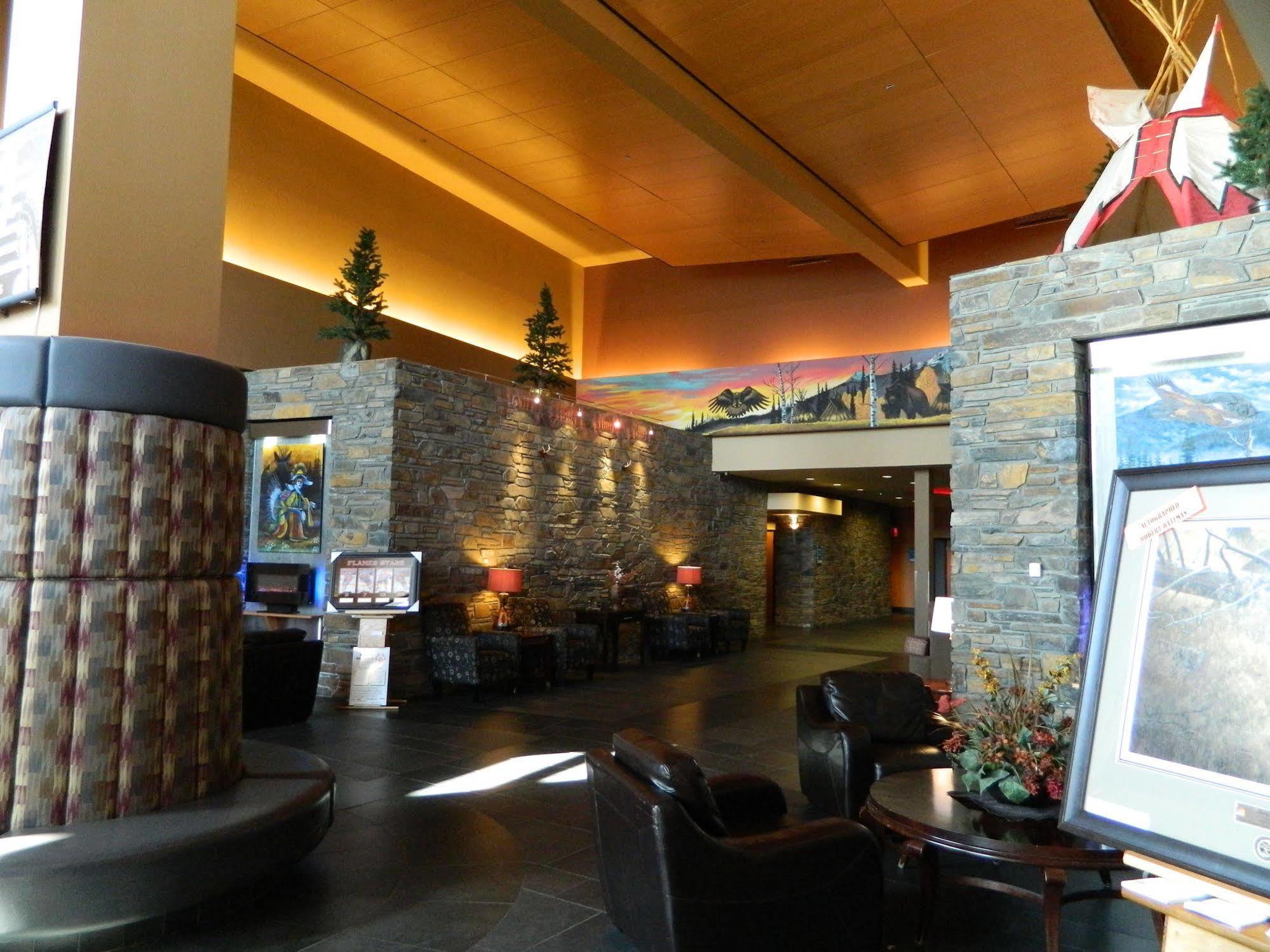 Stoney Nakoda Resort & Casino Seebe Exteriör bild